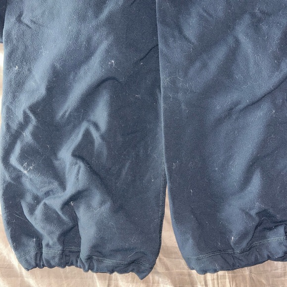 Lululemon yoga pants - Picture 3 of 4